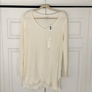 ⭐️New⭐️ cream v-neck sweater